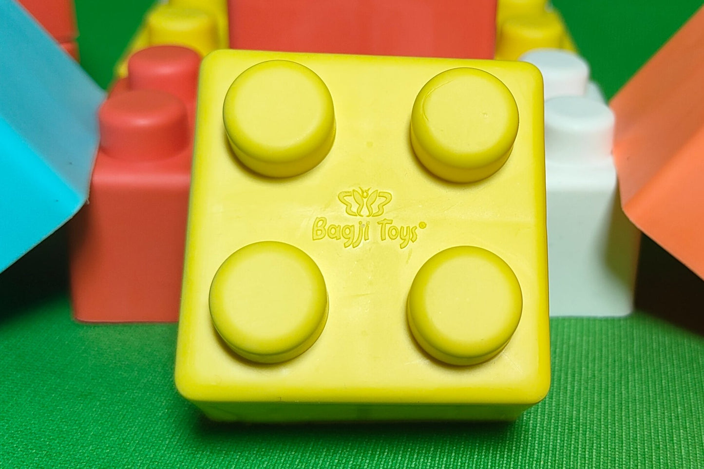 BAGJI Toys Super Soft Building Blocks, BPA-Free, Easy-to-Hold for Toddlers & Babies, Multi-Colored,
